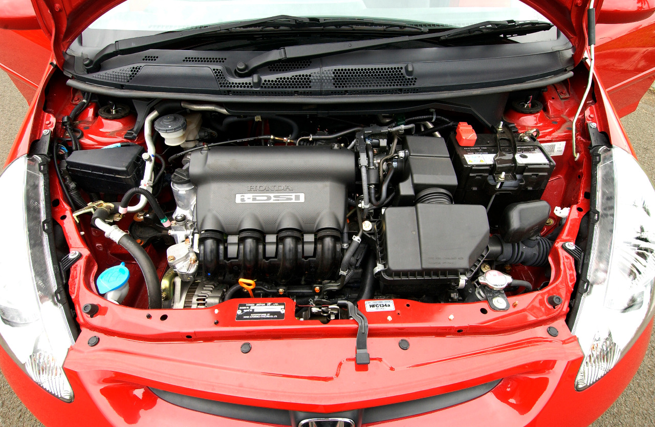 Menggiurkan, Jelang Puasa Harga Mobil Bekas Honda Jazz GD3 Tahun 2004 Tinggal Segini