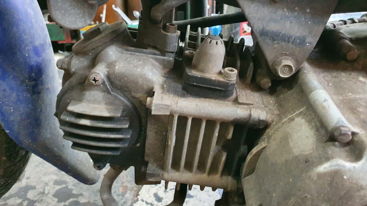 motor bekas, oli mesin motor, oli mesin rembes, penyebab oli mesin rembes, cara mengatasi oli mesin rembes, Begini Cara Ampuh Mengatasi Oli Mesin Motor Bekas Yang Rembes