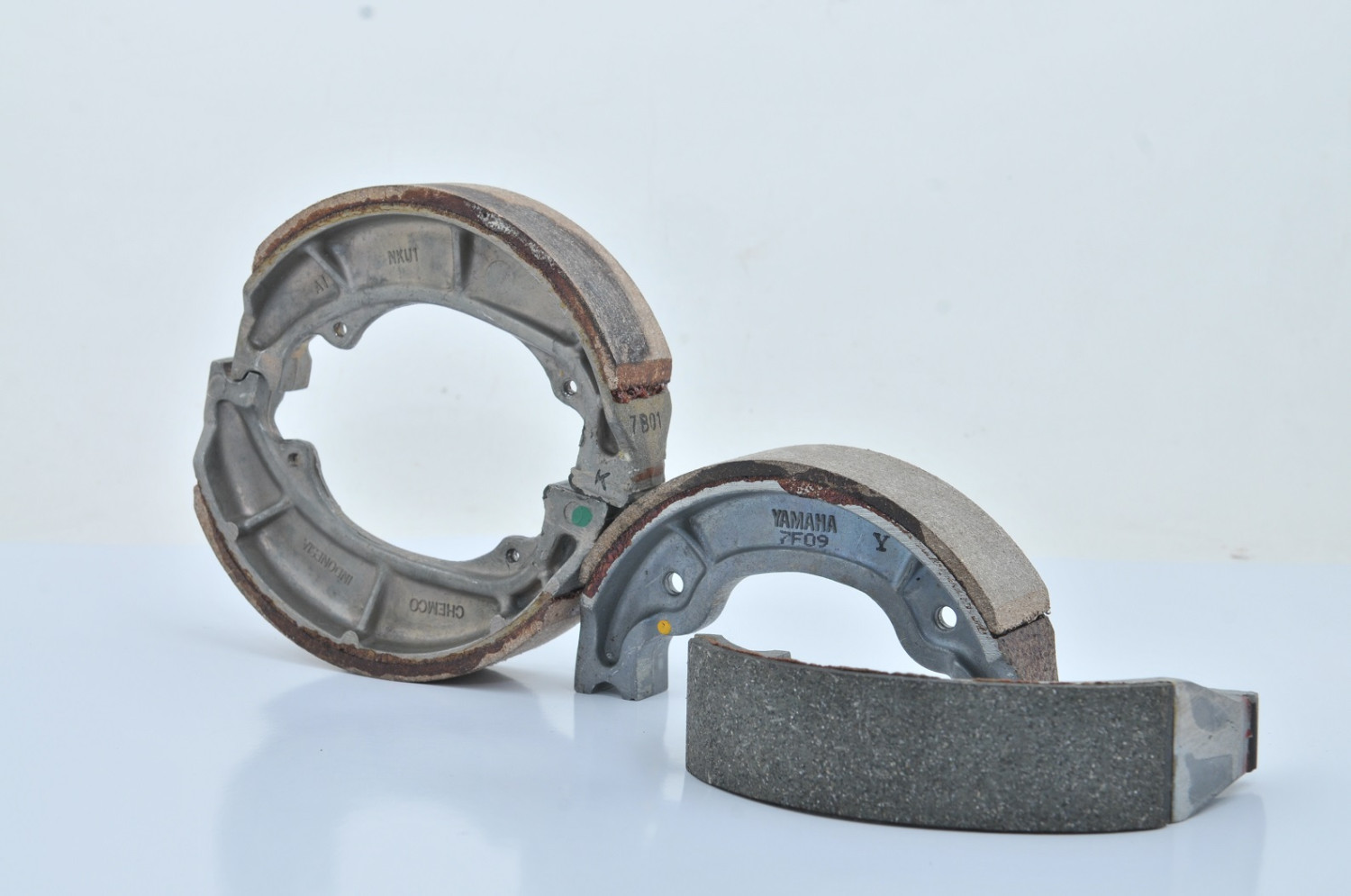 Lakukan Sebelum Turing, Ini Cara Mudah Bikin Rem Teromol Motor Lebih Pakem