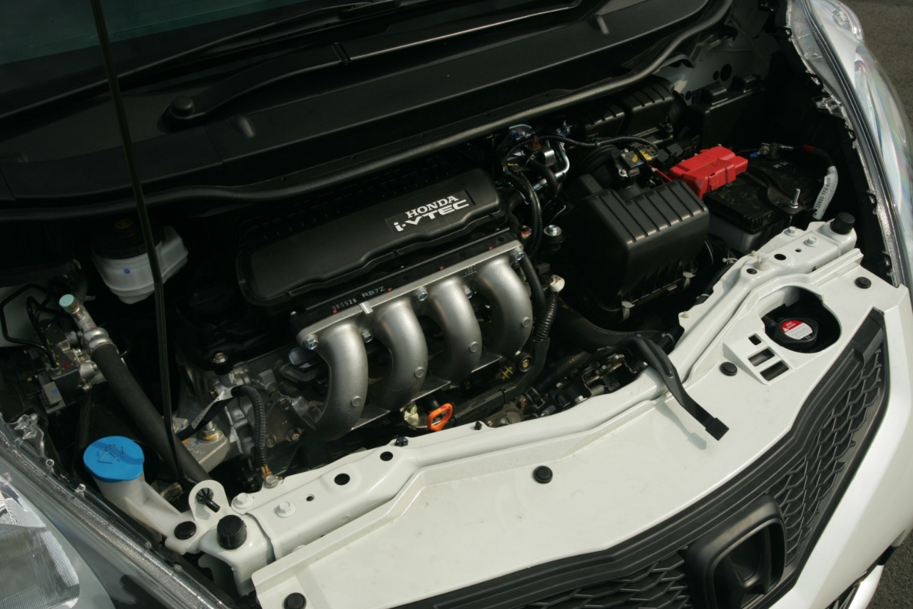 Intip Harga Mobil Bekas Honda Jazz GE8 2009 Jelang Lebaran, Tipe S M/T Cuma Segini