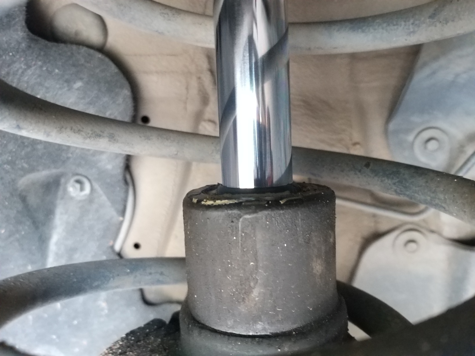motor bekas, penyebab sil sokbreker sobek, penyebab sil sokbreker bocor, penyebab sil sokbreker motor bocor, sil sokbreker motor bocor, Dua Penyebab Sil Sokbreker Motor Bekas yang Baru Diganti Bocor Lagi