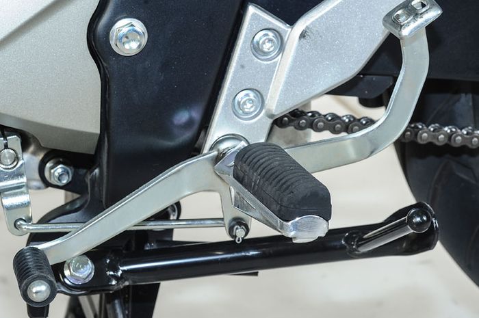 Ternyata Ini Penyebab Motor Bekas Susah Ganti Gigi Selain Kampas Kopling Habis