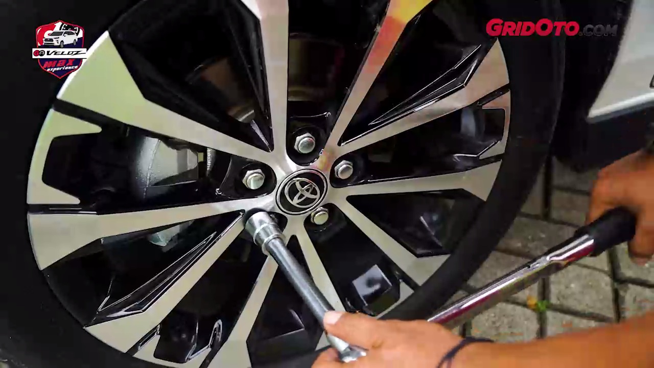 Biar Nggak Dol, Dua Penyebab Mur Roda Mobil Selek Ini Wajib Dihindari