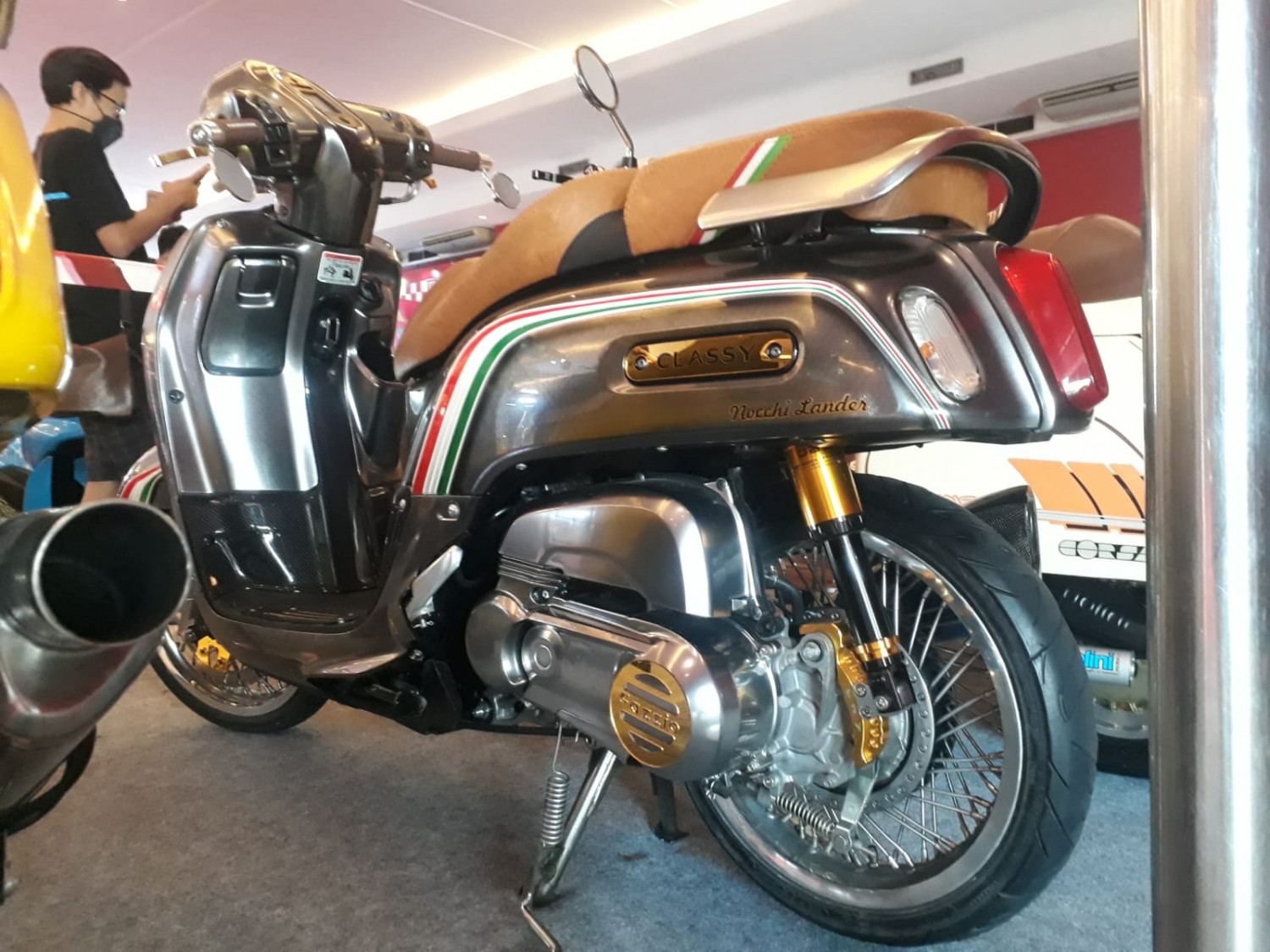 Hujan Bikin Karat, Begini Cara Mudah Merawat Part Chrome Di Motor Bekas