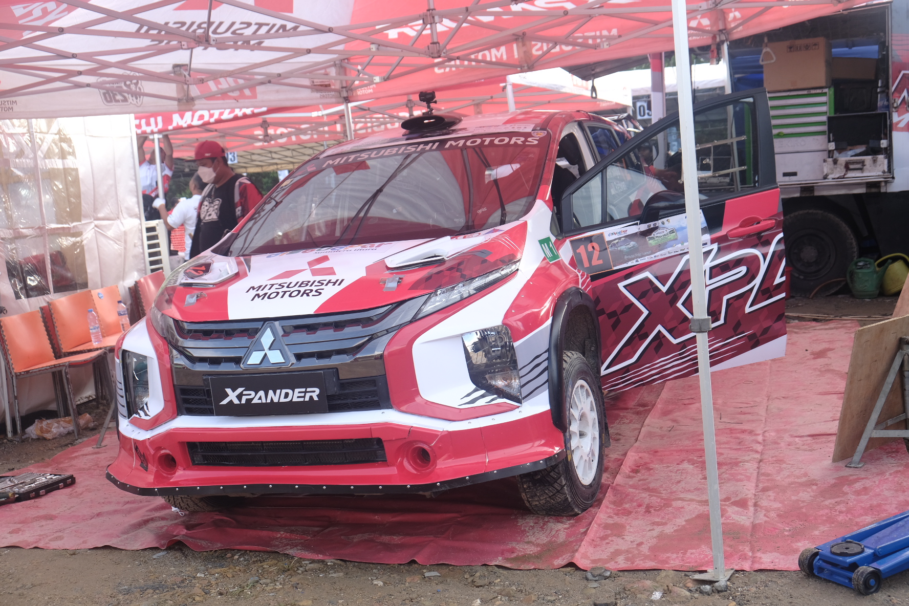 Blak-blakan Spek Mobil Rally Rifat Sungkar Pakai Xpander Termurah