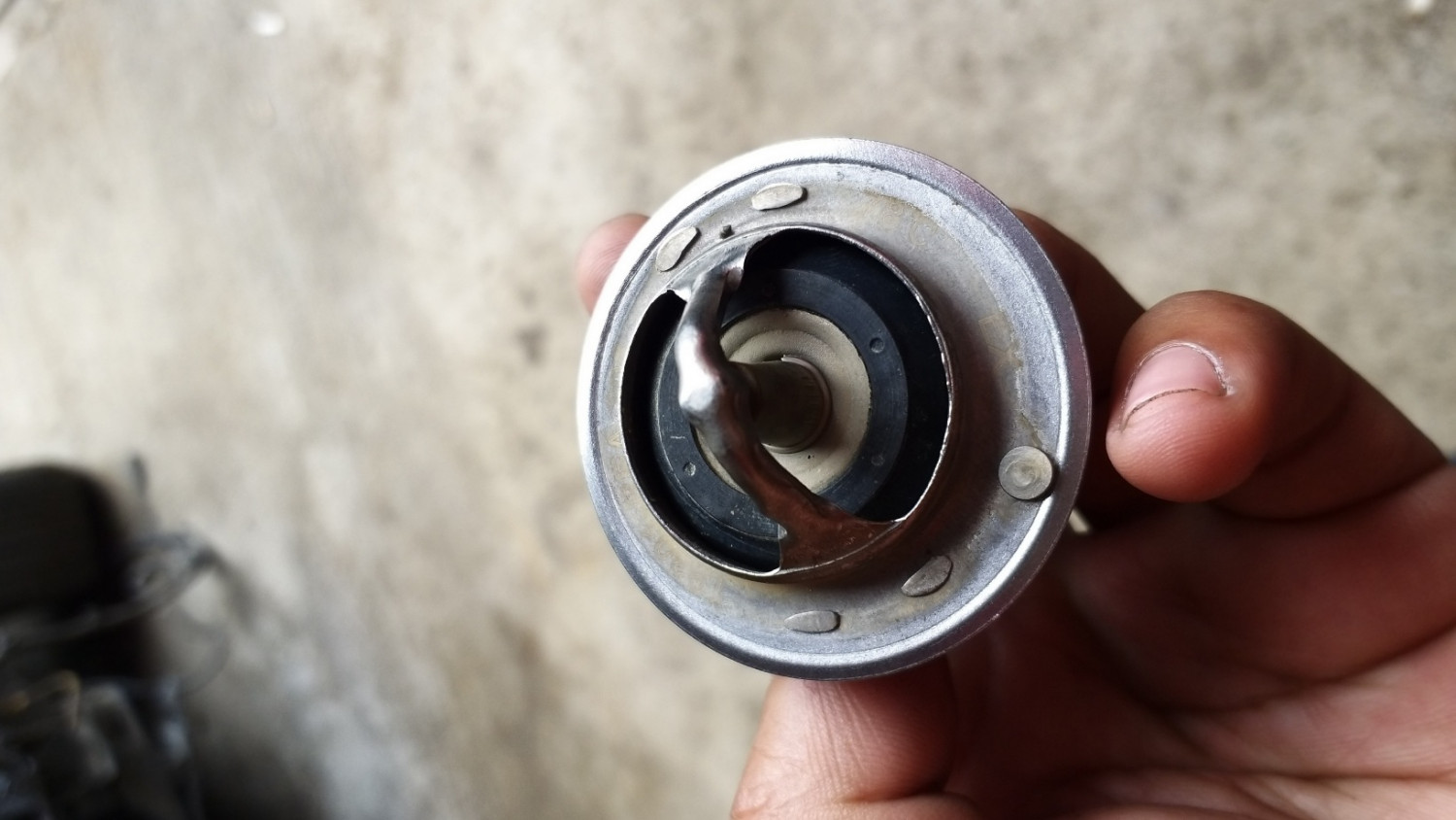 Pakai Trik Ini Umur Thermostat Motor Bekas Bisa Awet Tahunan