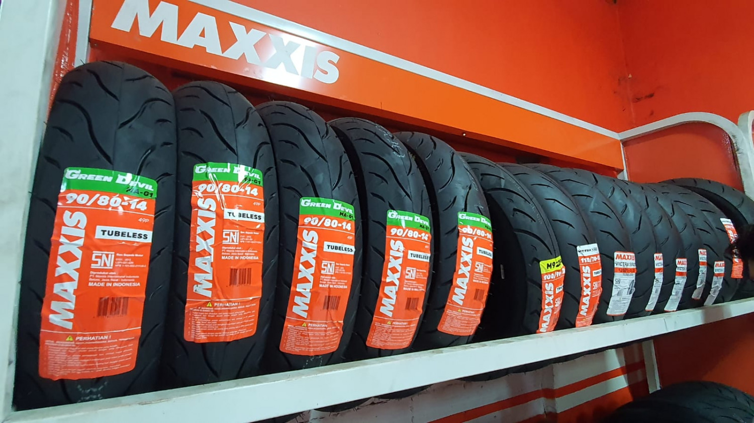 Ini Kelebihan Ban Motor yang Punya Dual Compound, Lebih Awet?