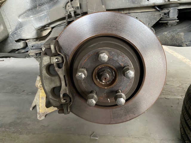 Ternyata Ini Dua Penyebab Rem Di Mobil Bekas Jadi Nggak Pakem