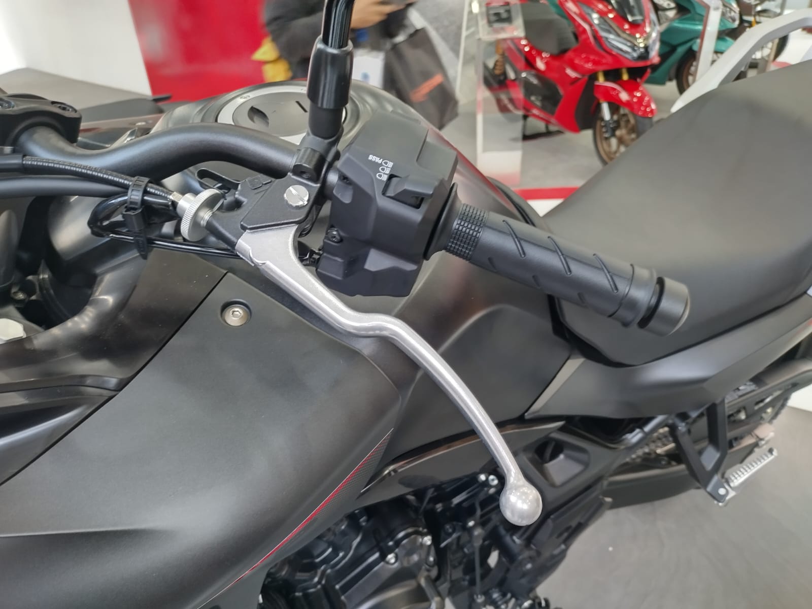 motor bekas, kabel kopling motor, kabel kopling, kenapa kabel kopling jangan kepanjangan, kabel kopling motor bekas, Ternyata Ini Sebabnya Ganti Kabel Kopling Motor Jangan Kepanjangan