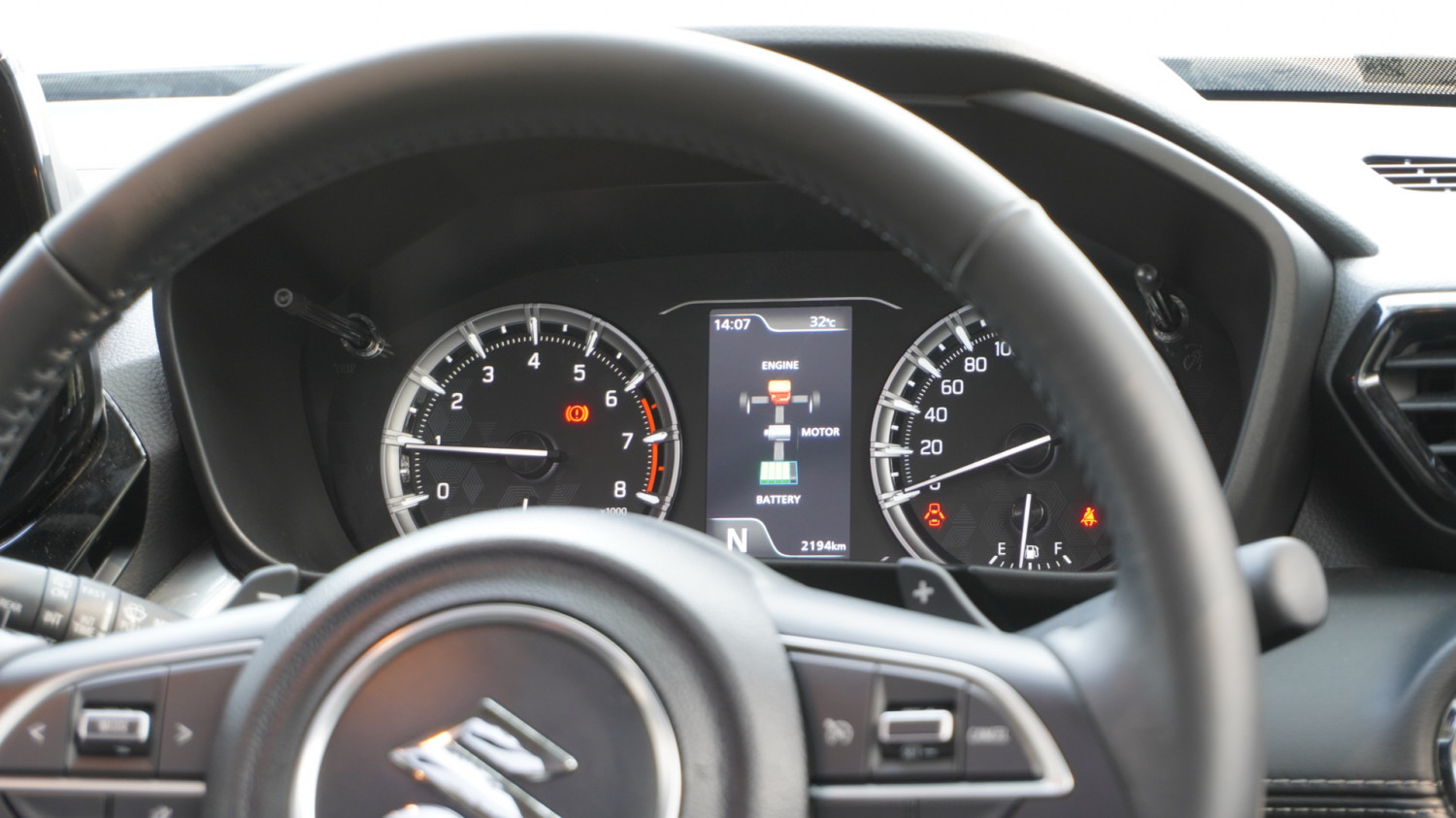 Di Tengah Gempuran Strong Hybrid, Suzuki Masih Nyaman Dengan SHVS?