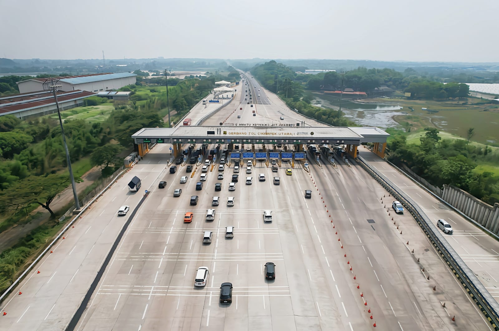 diskon tarif tol, Diskon Tol Nataru, Libur Nataru 2026, Natal 2025, Tahun Baru 2026, Mari Berdoa, Pemerintah Tengah Rebus Diskon Tarif Tol saat Nataru 2025-2026
