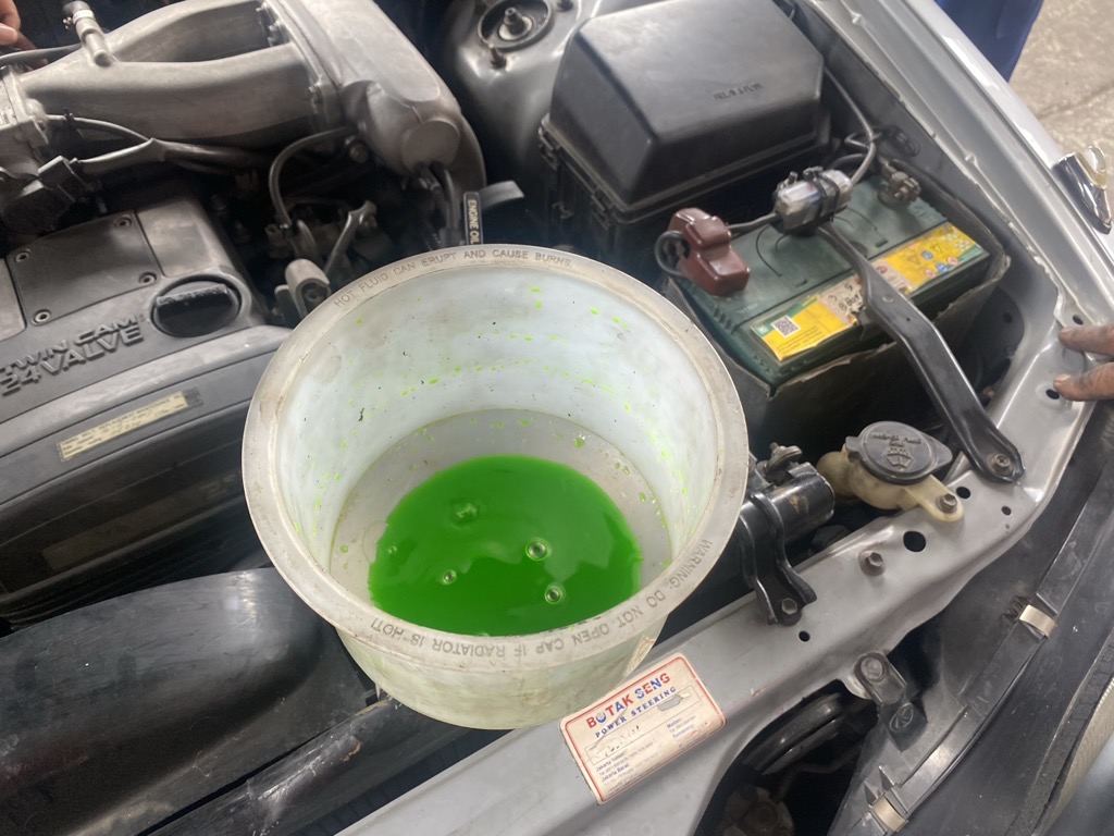 mobil bekas, penyebab mesin overheat, mesin mobil overheat, penyebab mesin mobil overheat, penyebab mobil overheat, Inilah Tiga Komponen Penyebab Mesin Mobil Bekas Overheat Terus