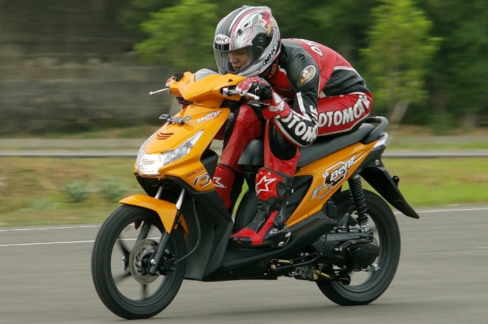 motor matic, honda beat, Penyakit Honda BeAT Karburator, penyakit honda beat, motor matic honda beat, Ini Dua Penyakit Umum Yang Ada di Motor Matic Honda BeAT Karbu
