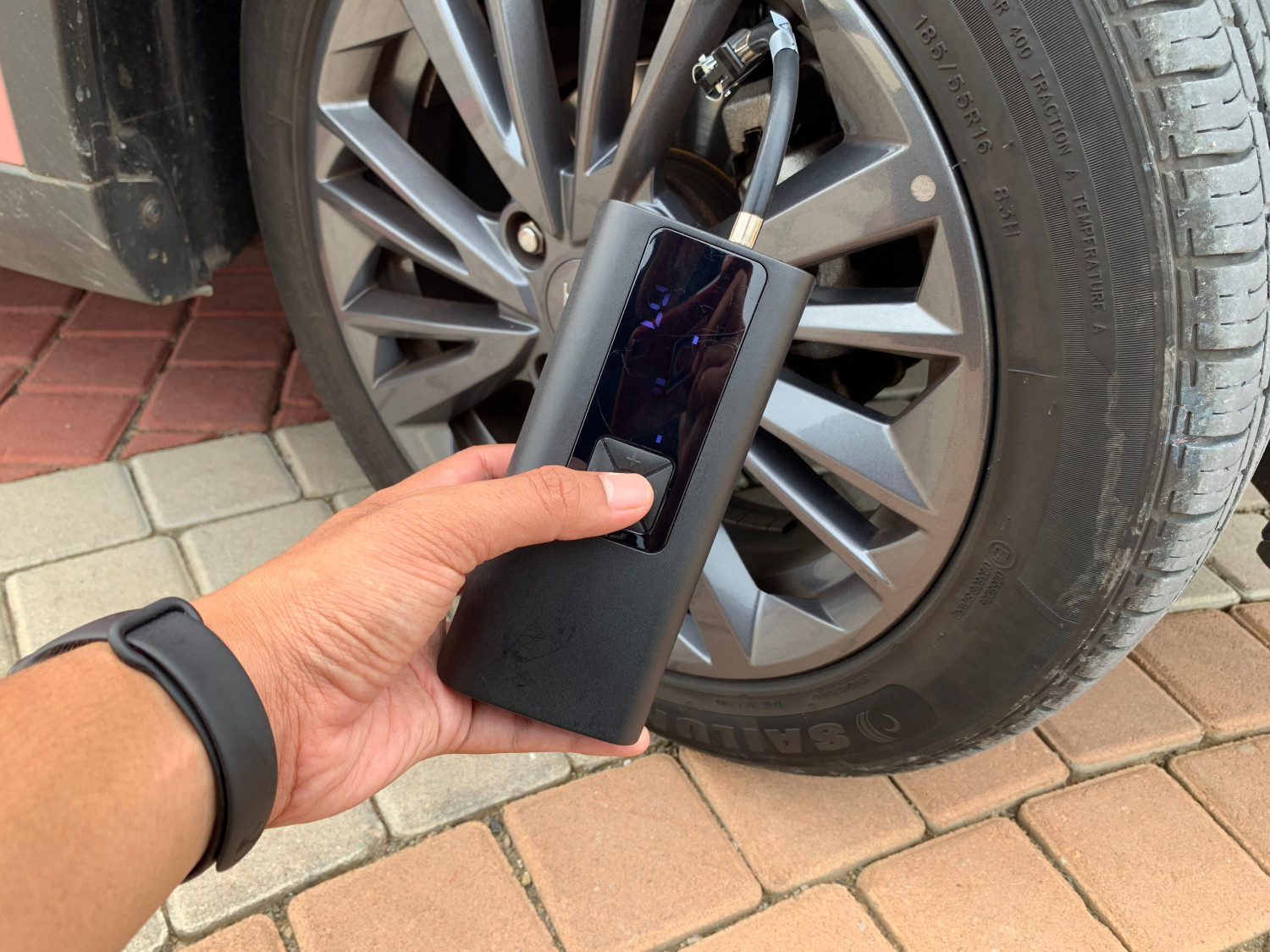 ini 3 Tips dari Bengkel buat Cegah Ban Mobil Pecah Saat Dipakai Jalan