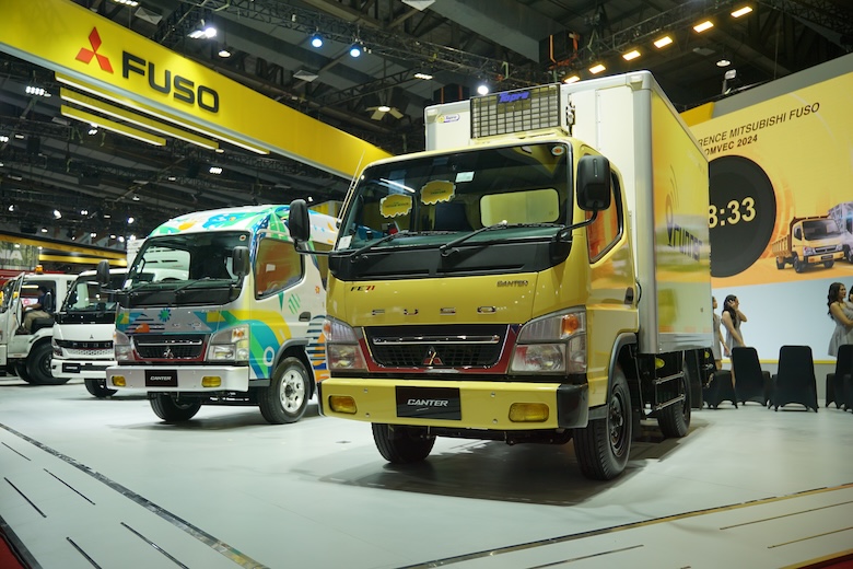 mitsubishi fuso, data gaikindo, penjualan fuso, canter, Fighter X, Mitsubishi Fuso Naik Tipis di Agustus, Konsumen Truk Ternyata Masih Wait and See