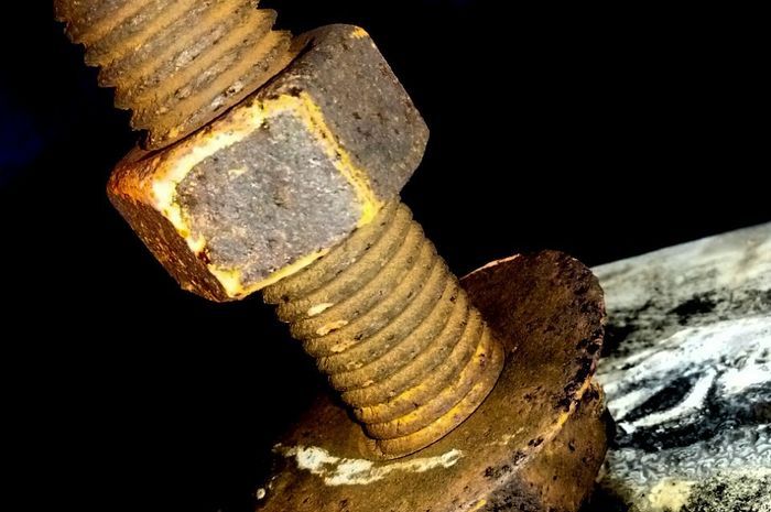 Cara Mudah Mencegah Baut Di Motor Bekas Karatan dan Macet Di Musim Hujan