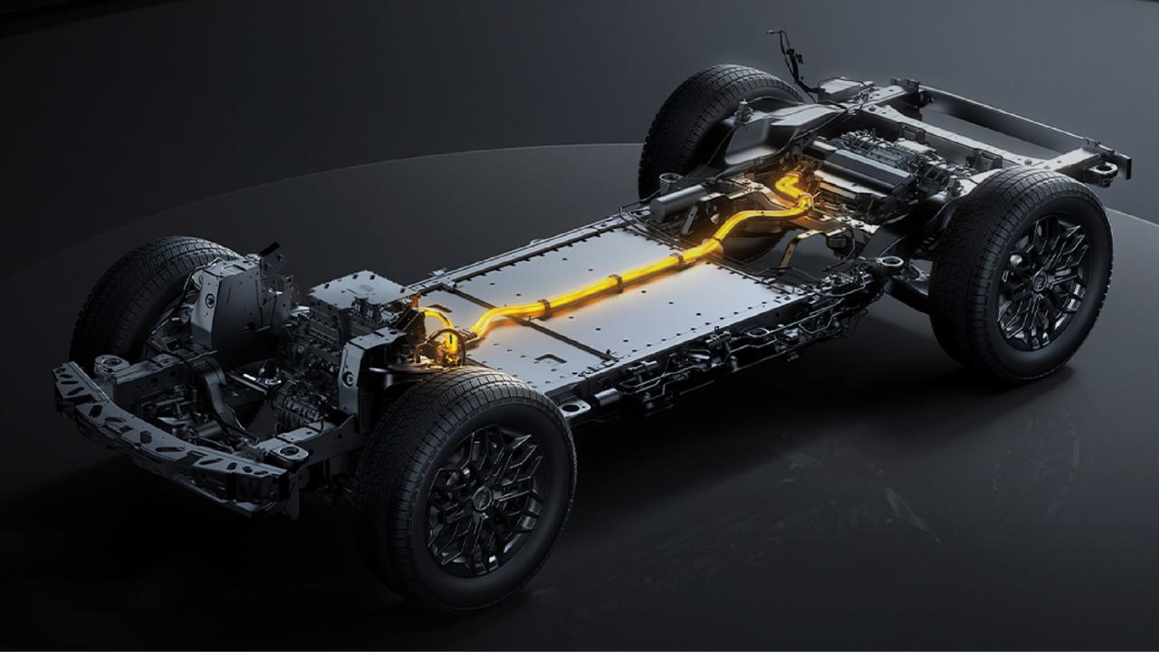 Ada Empat Motor Listrik, Buasnya Tenaga e4 Platform Mobil Listrik BYD