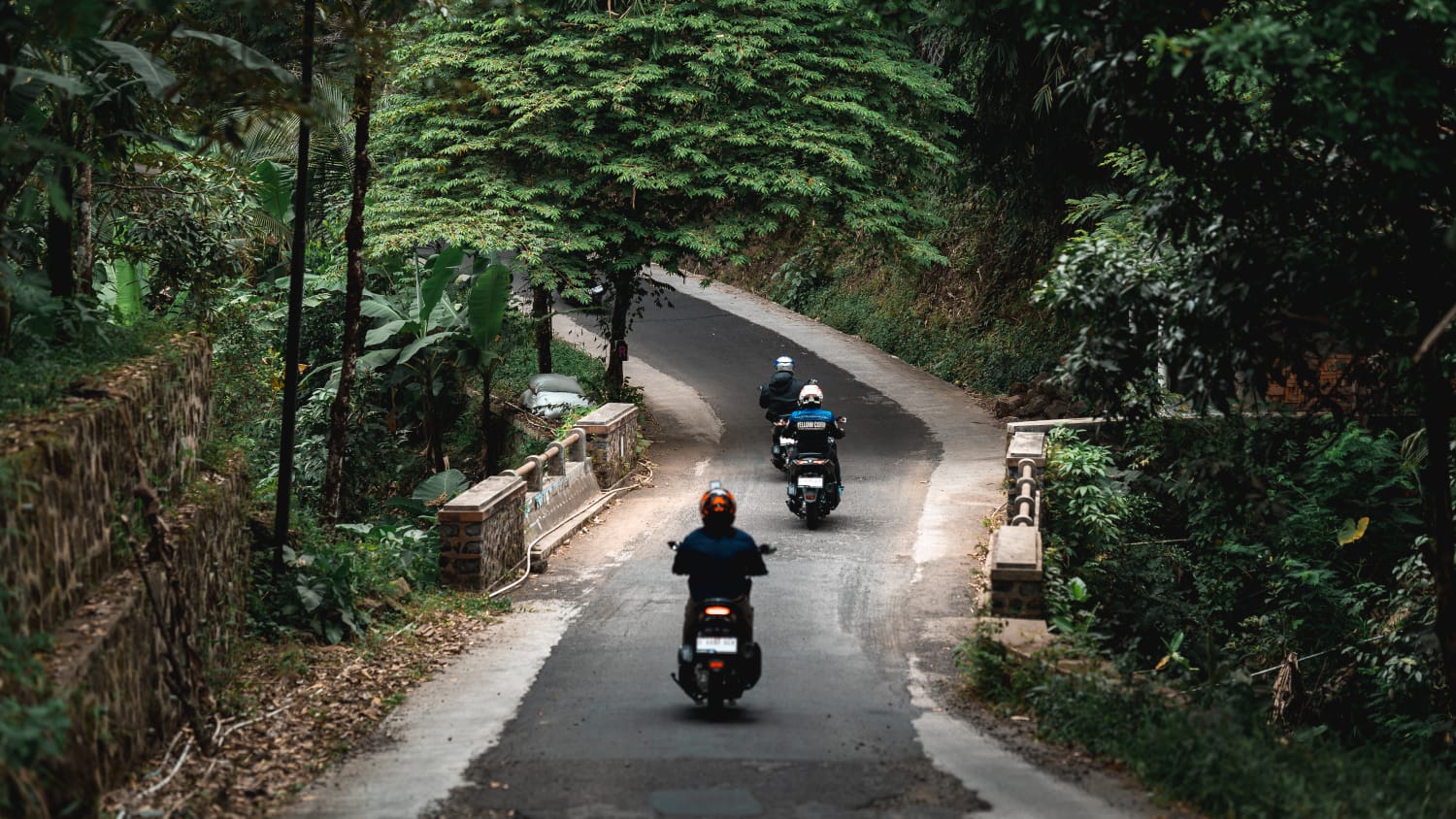 rem blong, NMAX Turbo, Aerox turbo, Y-SHIFT, Bisa Bantu Ngerem! Ini Cara Pakai Y-Shift NMAX dan Aerox Turbo di Pegunungan