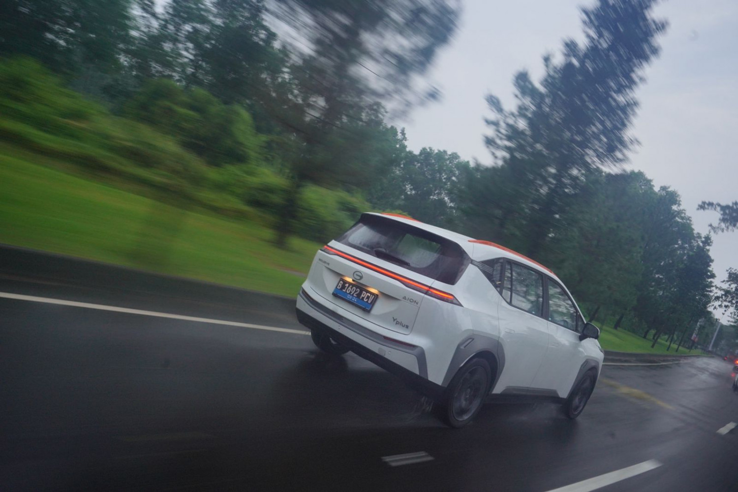 Tiga Hal Di Mobil Bekas Ini Wajib Kalian cek Saat Musim Hujan