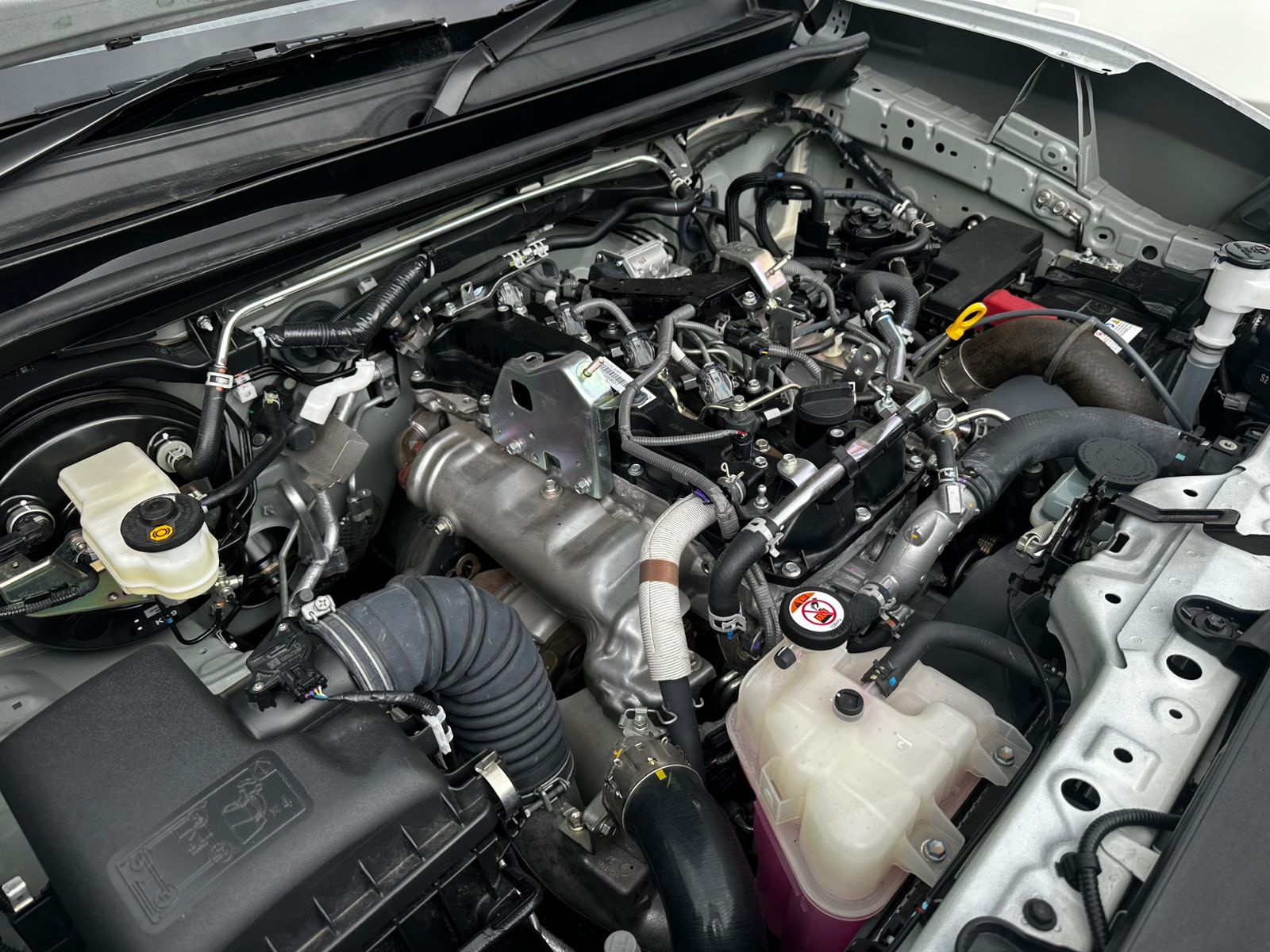 diesel, mobil diesel, mesin diesel, asap hitam, knalpot mobil diesel, Asap Hitam Mobil Diesel Bisa Jadi Pertanda Sehat atau Sakit, Ini Bedanya