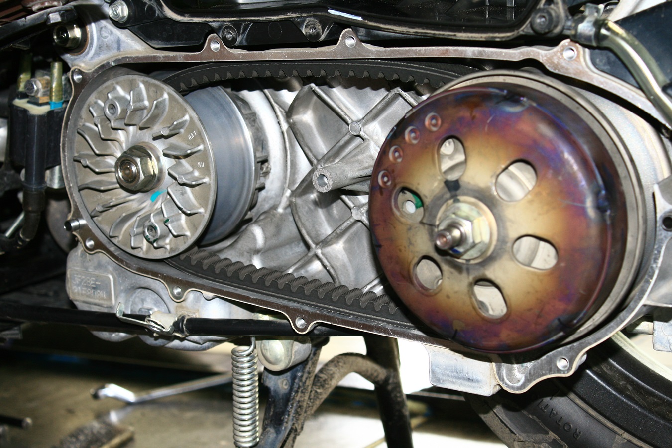 Overheat, cvt motor matic, YR Custom, Bisa Bikin Kampas Ganda Rusak, Ini Ciri CVT Motor Matic Mulai Overheat