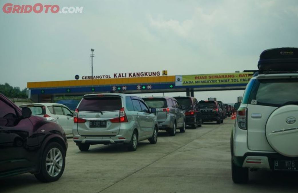 Hindari Dua Tanggal Ini, Polisi Prediksi Macet Jadi Puncak Arus Liburan Akhir Tahun 2025