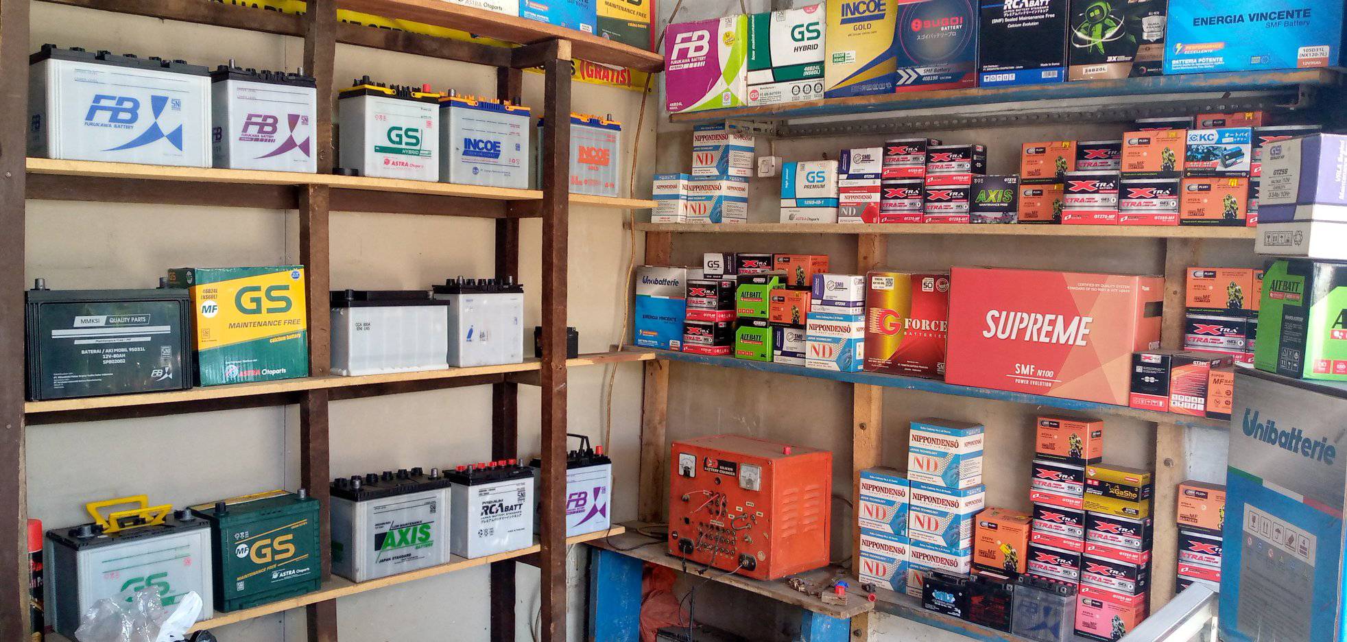 aki motor, aki motor baru, kode produksi aki, Begini Cara Baca Kode Produksi Aki Motor, Antisipasi Diberi Stok Lama