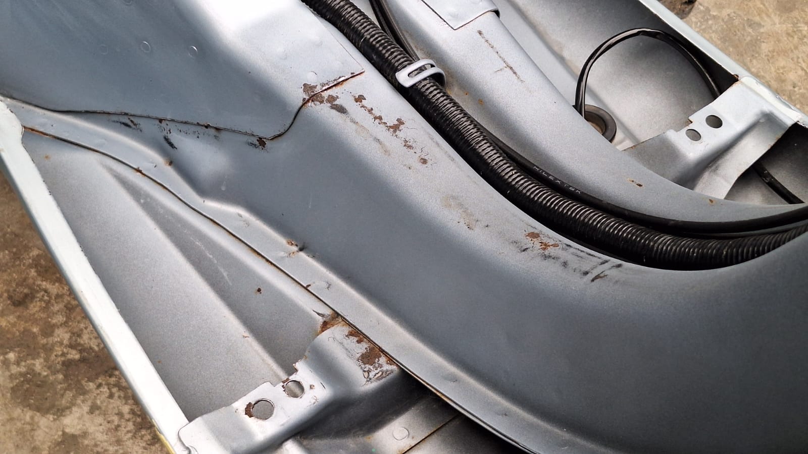 karat, Vespa matik, repaint, rangka berkarat, Nggak Enak Dilihat, Ini Cara Atasi Karat yang Menyerang Rangka Vespa Matik