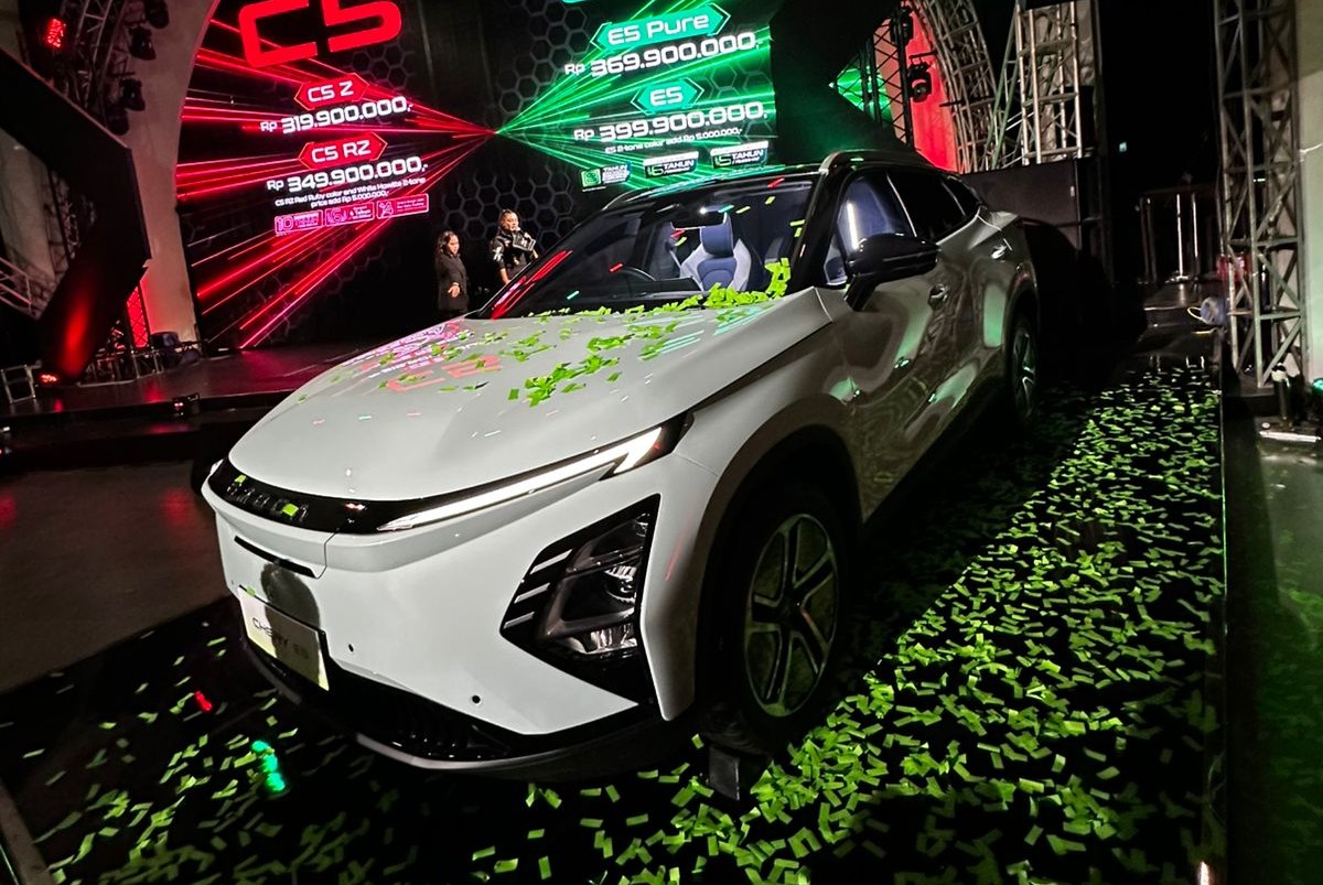 Harga Seluruh Mobil Listrik Chery Dikonfirmasi Naik, Ini Sebabnya