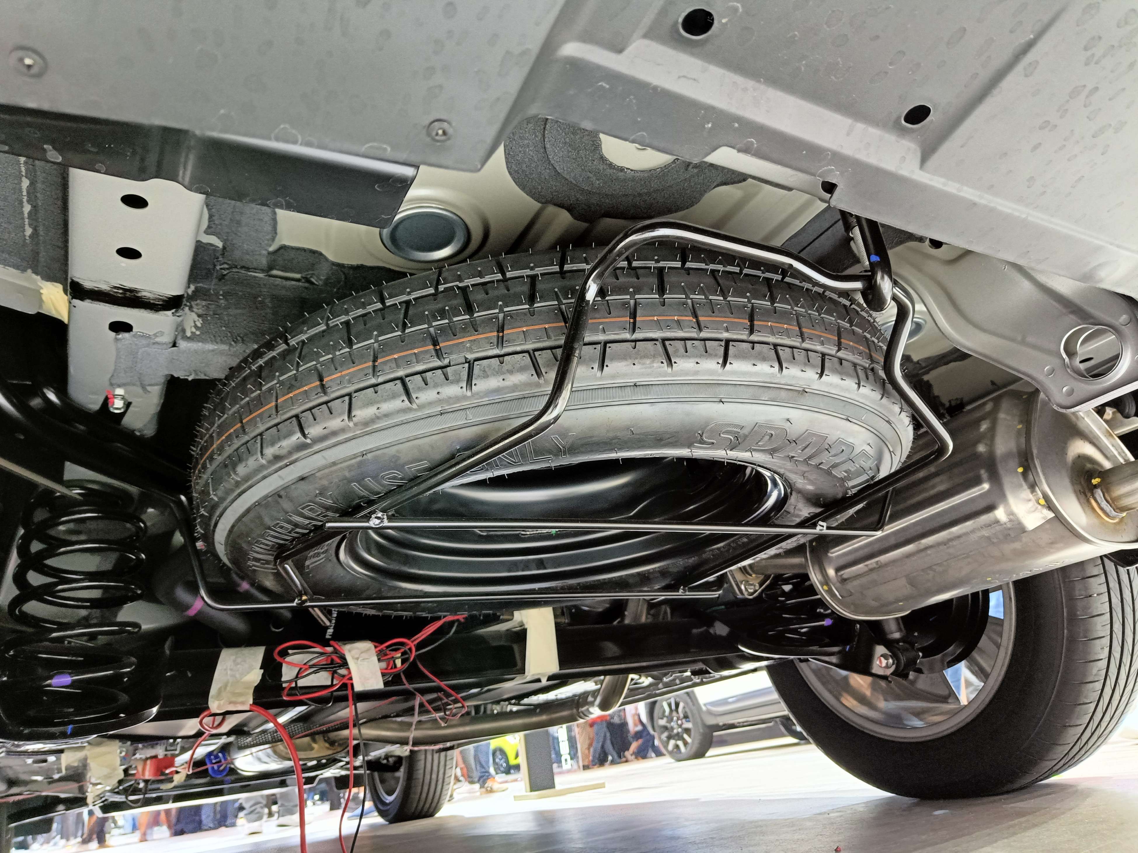 ban mobil, ban serep, bridgestone, Jangan Dicuekin, Begini Cara Merawat Ban Serep Mobil Dari Ahli