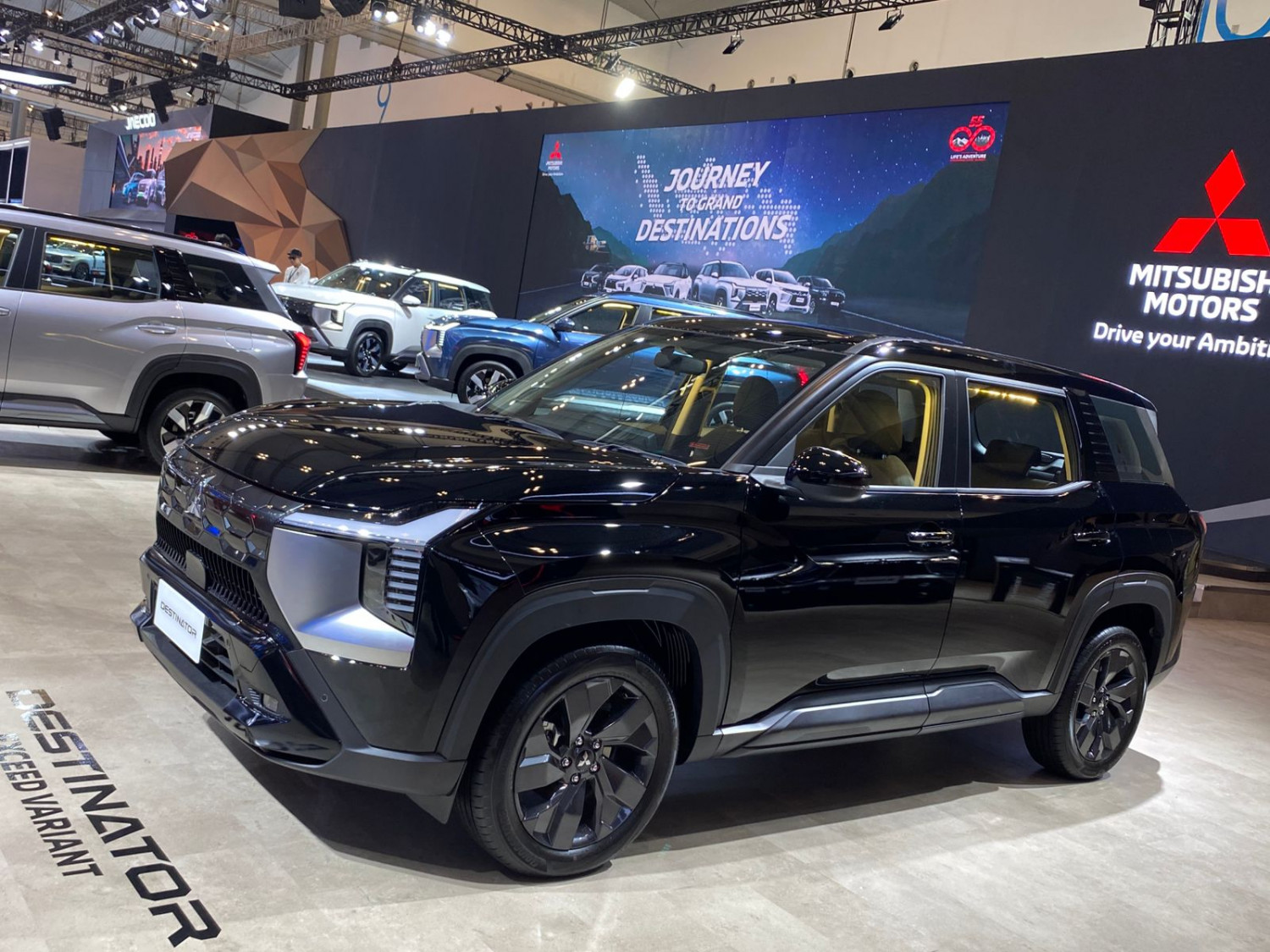 Kompromi Terbaik, Mitsubishi Destinator Exceed Sudah Dapat Apa Saja?