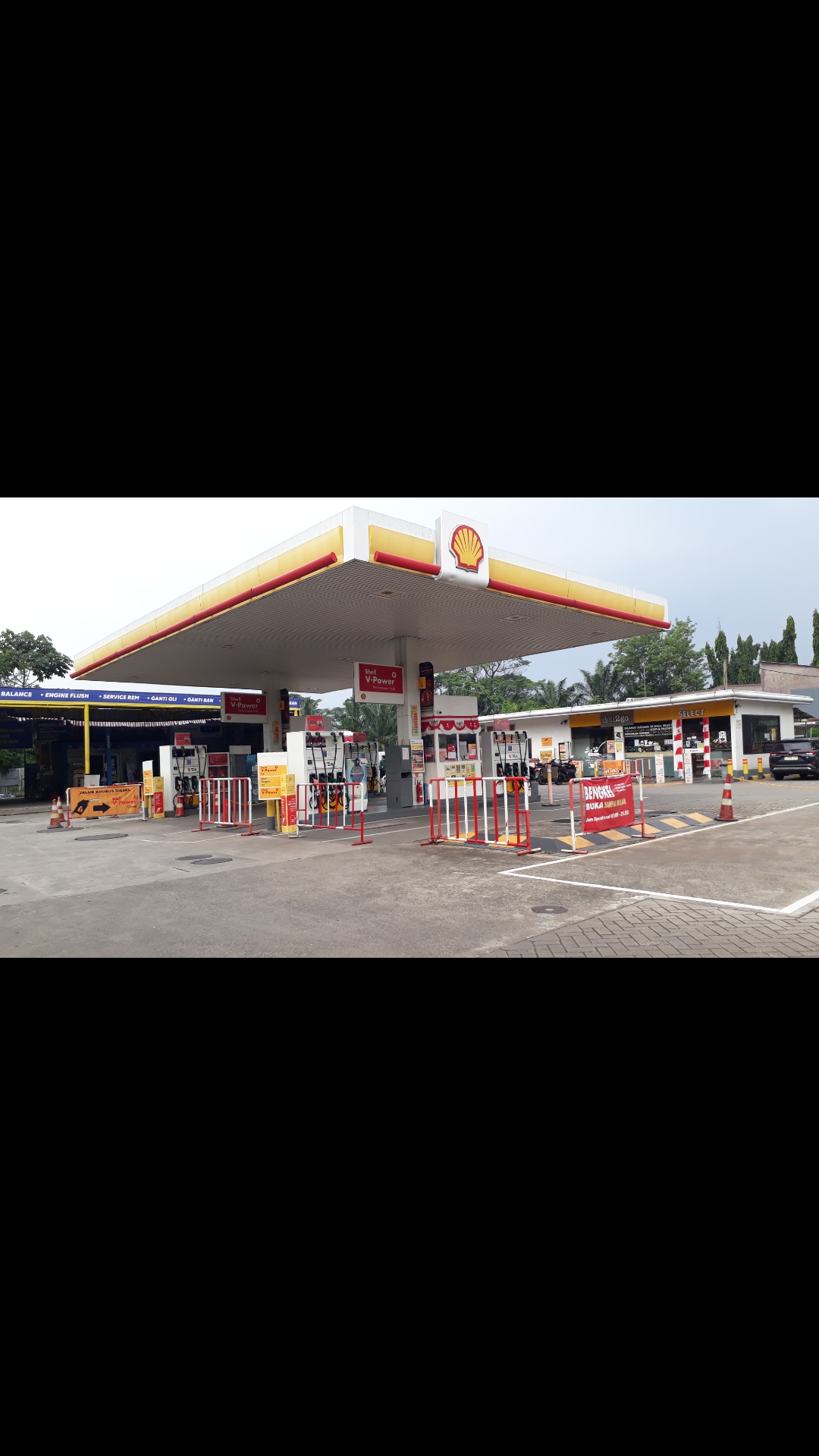 shell, BBM Swasta Langka, BBM Langka PHK, PHK Karyawan Shell, Shell PHK Karyawan, Geger Isu SPBU Swasta PHK Karyawan Imbas BBM Langka, Begini Penjelasan Shell dan Kemnaker