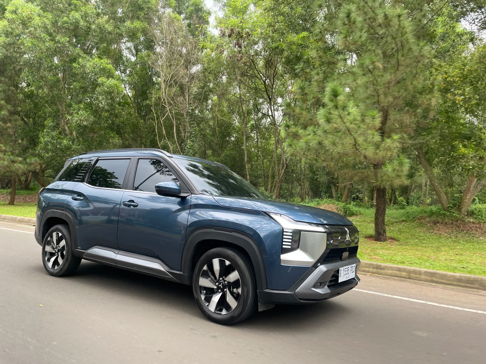 harga, konsumsi bbm, akselerasi, Mitsubishi Destinator, September 2025, Jadi SUV Terlaris Mitsubishi, Destinator Bisa Seirit dan Sekencang Ini