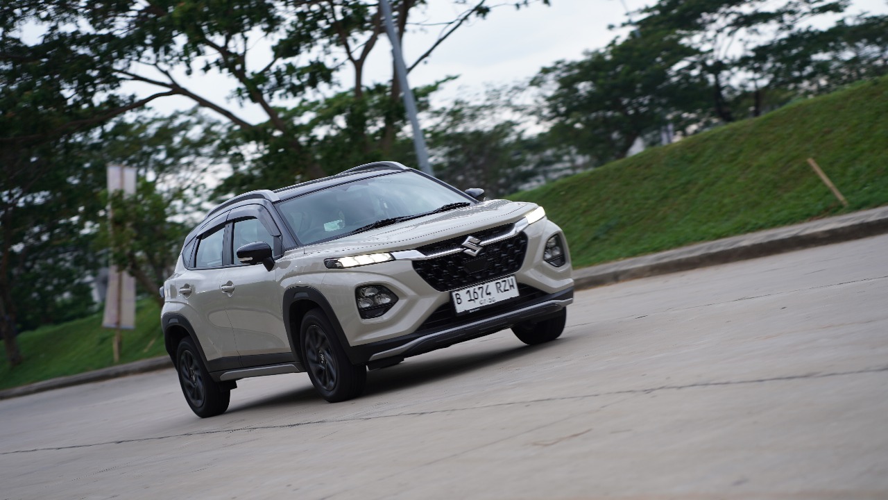 compact suv, pt suzuki indomobil sales (sis), 5 seater, Suzuki Fronx, Menggoda, Empat Poin Ini Bikin Suzuki Fronx Kental Banget Aura SUV