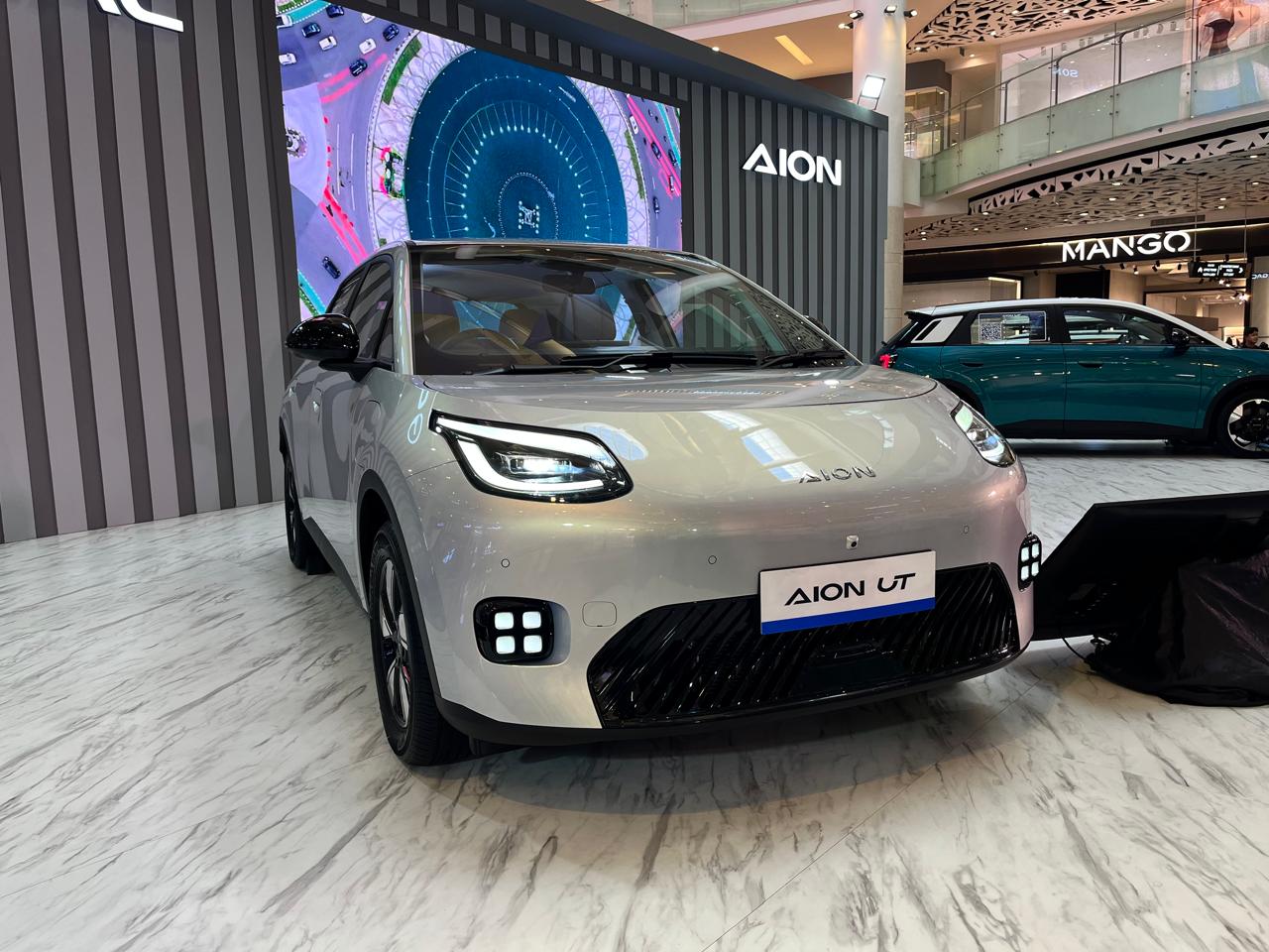 mobil listrik, Wuling Cloud EV, AION UT, gac Indonesia, Harga Aion UT, Harga AION UT Baru Diumumkan Tapi Sudah Laku 2.000 Unit Lebih, dari Mana Pembelinya?