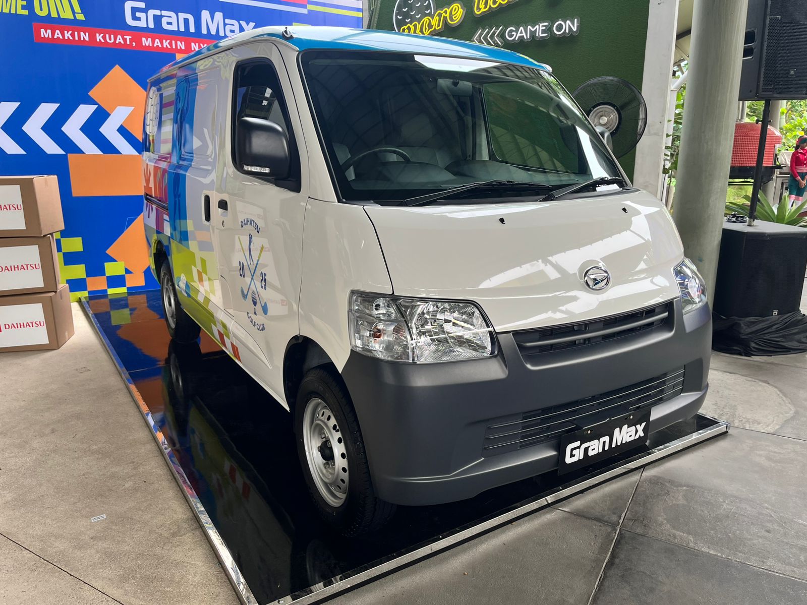 daihatsu, pt astra daihatsu motor (adm), kendaraan niaga, Gran Max Blind Van 1.5 A/T, Gran Max Matic, Daihatsu Bongkar Alasan Kenapa Gran Max Kini Ada Versi Matic