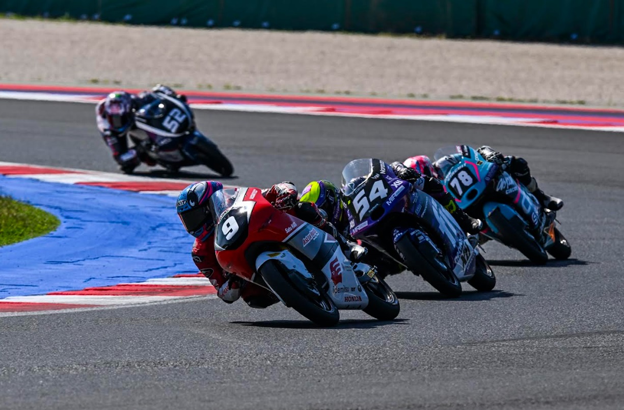astra honda motor, astra honda racing team (ahrt), Veda Ega, FIM JuniorGP, M Kiandra Ramadhipa, Mantap! Pembalap Astra Honda Tembus 5 Besar di FIM JuniorGP San Marino