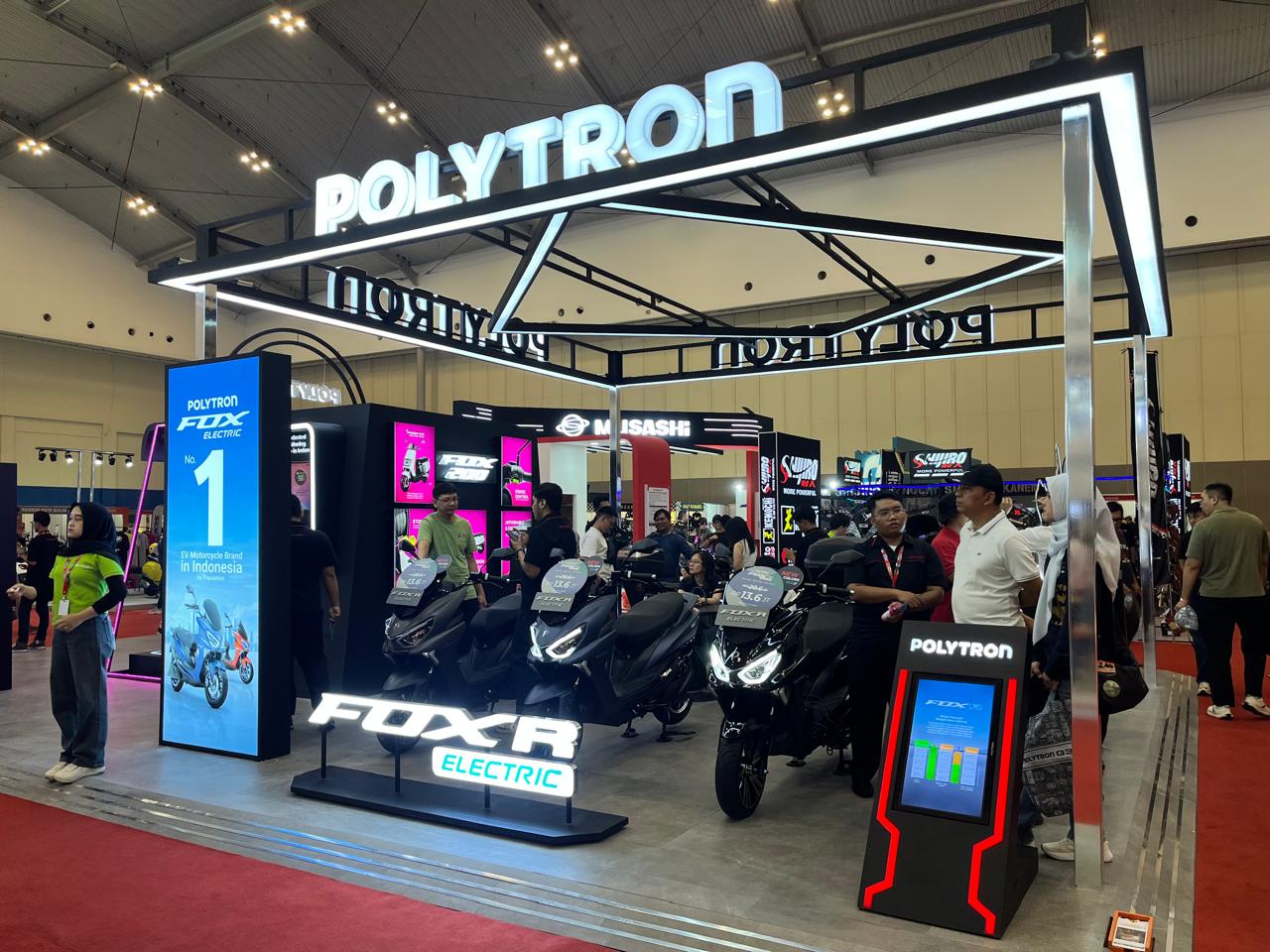 Polytron, IMOS, IMOS 2025, Promo IMOS 2025, Fox-200, Promo Polytron di IMOS 2025, Subsidi Motor Listrik Hingga Rp 7 Juta