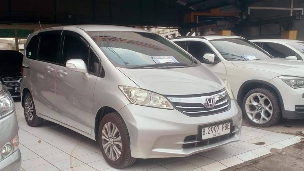 nissan evalia, Toyota Sienna, mobil bekas honda freed, mobil bekas pintu geser, mobil bekas sliding door, Berikut Pilihan Mobil Bekas MPV Sliding Door Harga Mulai Rp 80 Jutaan