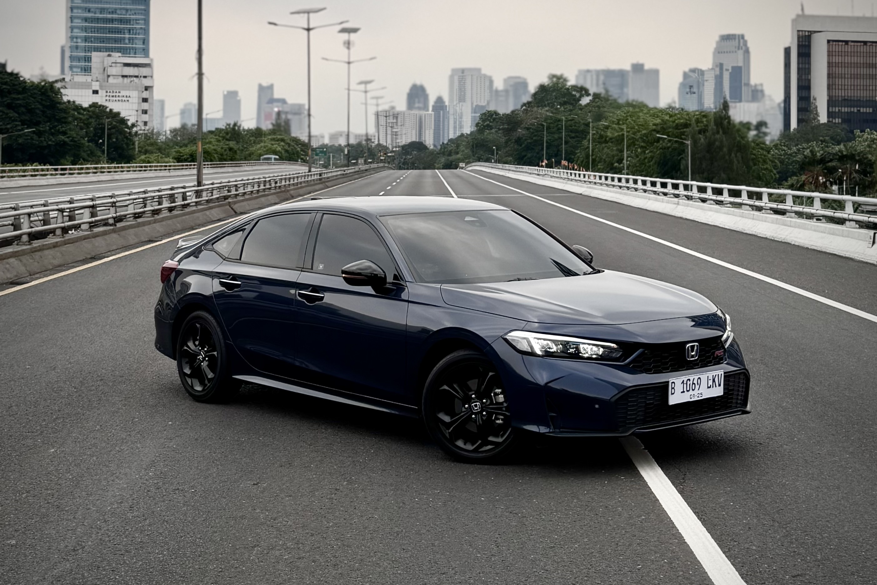 civic, honda civic, Honda Civic RS e:HEV, Honda Civic hybrid, Tiga Hal Dari Honda Civic Hybrid Tetap Asyik Dikendarai Anak Muda