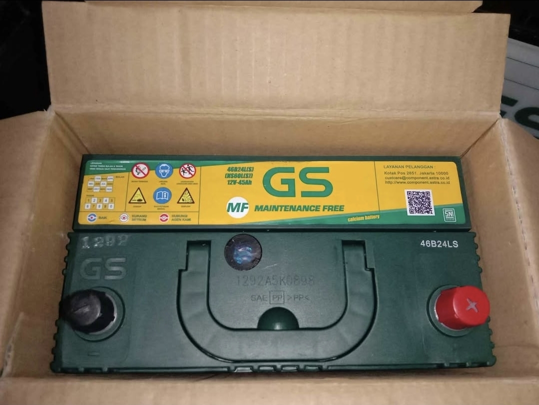 mobil, lampu, redup, aki mobil, Lampu Mobil Redup, Apakah Sudah Saatnya untuk Ganti Aki? Simak Ini