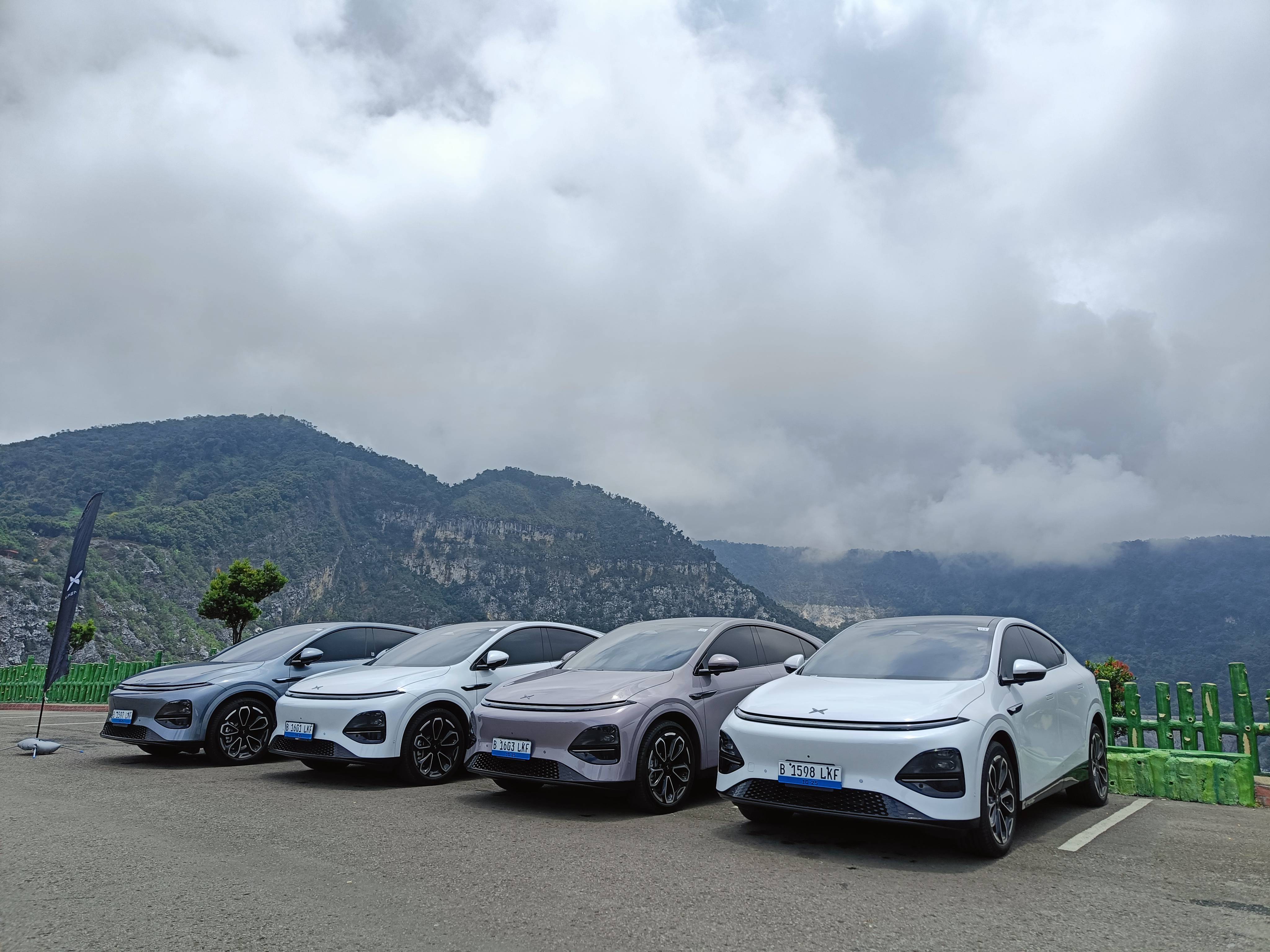 baterai, test, fitur, mobil listrik, parking, Xpeng G6 Pro, Test Mobil Listrik Xpeng G6 Pro, Jakarta-Bandung Habis Baterai Segini