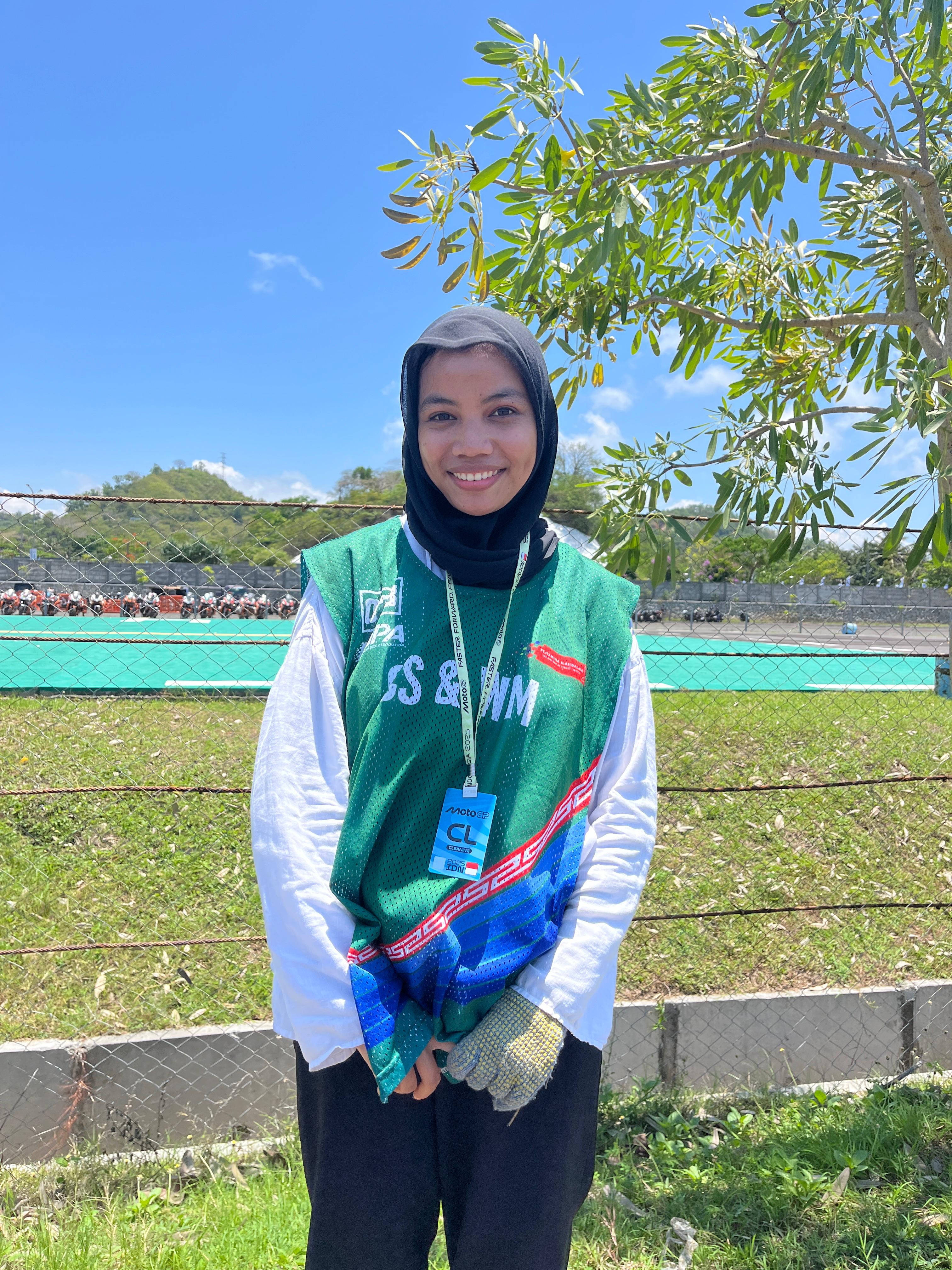 motogp mandalika, Pertamina Grand Prix of Indonesia, MotoGP Indonesia 2025, Pertamina Grand Prix of Indonesia 2025, Dampak Positif Terasa, MotoGP Indonesia 2025 Buka Peluang Kerja Buat Muda Mudi Lombok