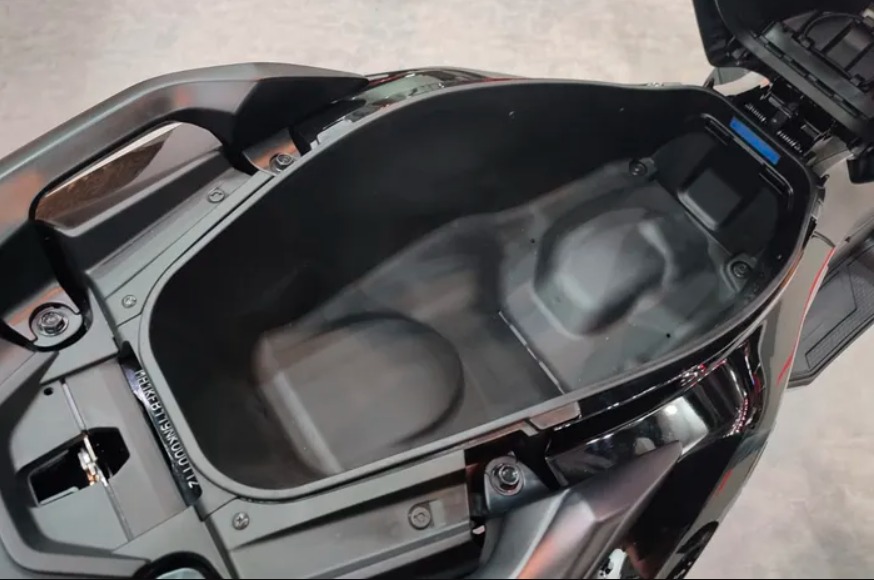 Kepala Mekanik Mewanti Jangan Semprot Bawah Jok Motor Saat Cuci Steam