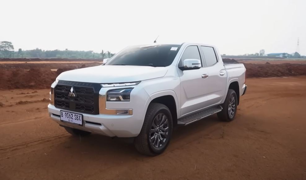 mitsubishi, mobil baru, mitsubishi triton, double cabin, harga mitsubishi triton, Double Cabin Gagah, Bisa Buat Kerja Keras, Cek Harga Mitsubishi Triton Oktober 2025
