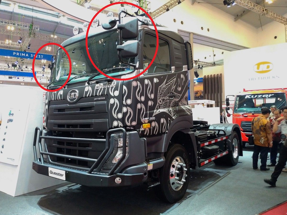 truk, jddc, Blind Spot Truk, Spion truk, Spion Kiri Truk, Berasa Berat Sebelah, Ternyata Ini Alasan Jumlah Kaca Spion Truk Sebelah Kiri Lebih Banyak Dari Kanan