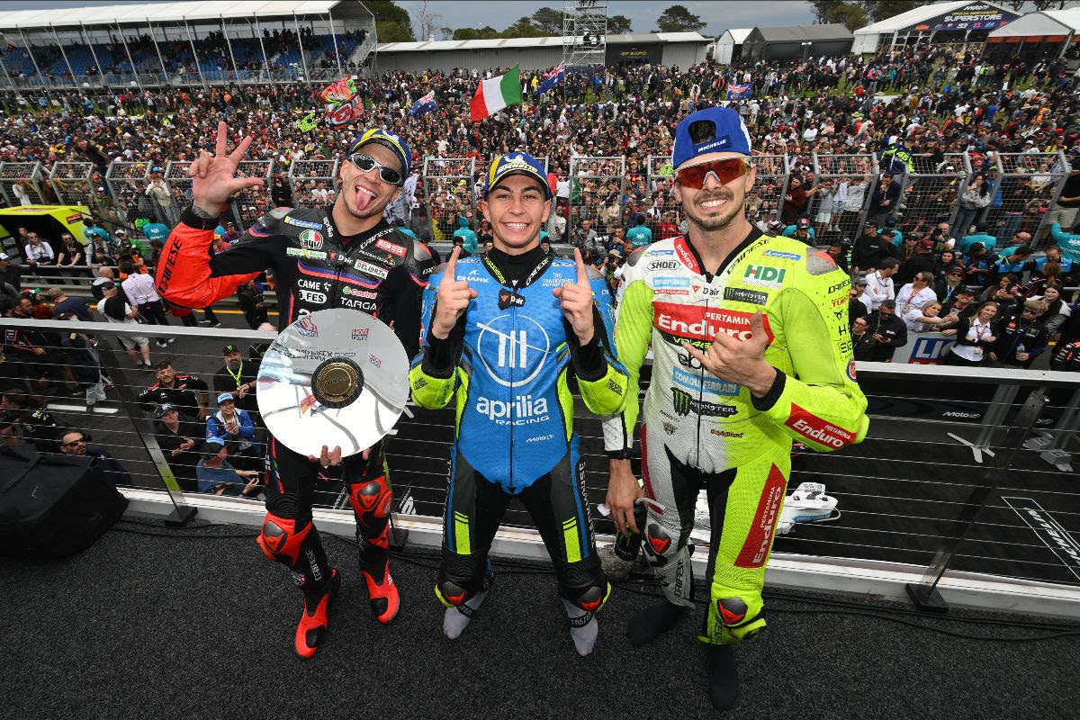 MotoGP, MotoGP Philip Island, raul fernandez, MotoGP Australia 2025, MotoGP Australia 2025 Berlangsung Ketat, Raul Fernandez Rebut Kemenangan Perdana