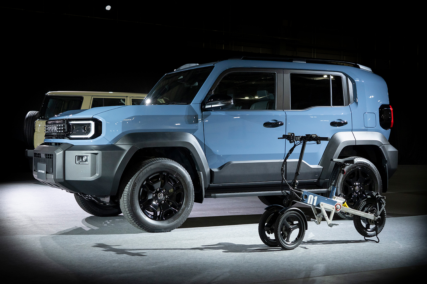 toyota, mobil baru, Toyota Land Cruiser FJ Series, Toyota Land Cruiser FJ, Land Hopper, Ikuti Jejak Honda City AA, Toyota Land Cruiser FJ Punya Teman Mini Ini