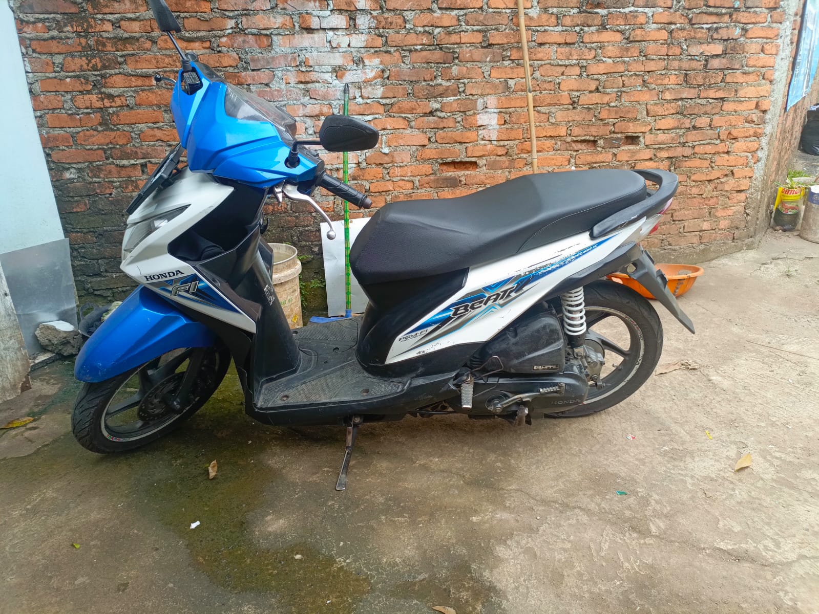 jok motor, ganti kulit jok motor, cakar kucing, Arie Jok Motor Sport, Minat Pasang Kulit Jok Anticakaran Kucing? Siapkan Biaya Segini