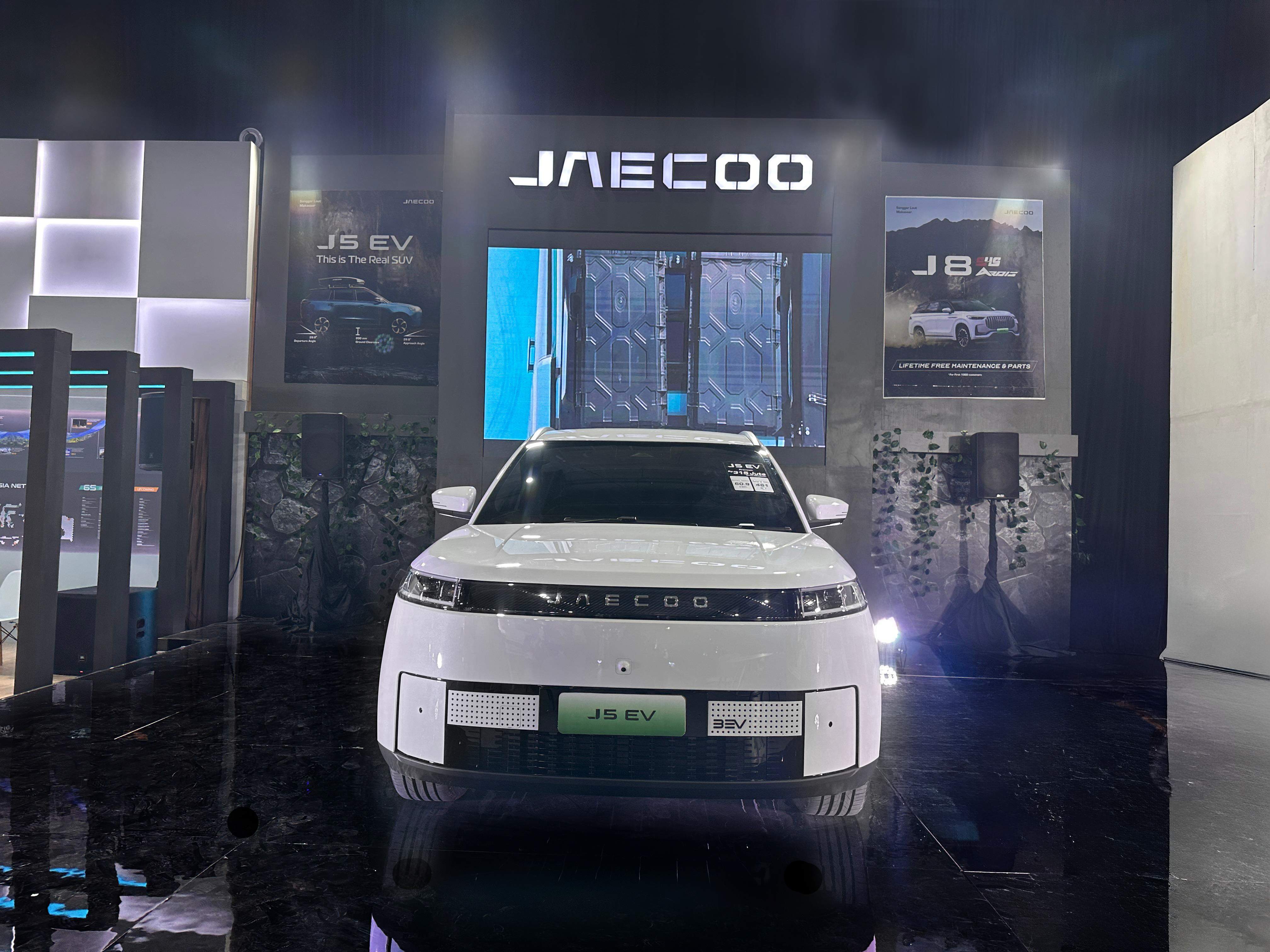 Bikin Heboh Pecinta Otomotif, Jaecoo Umumkan Harga J5 di Makassar